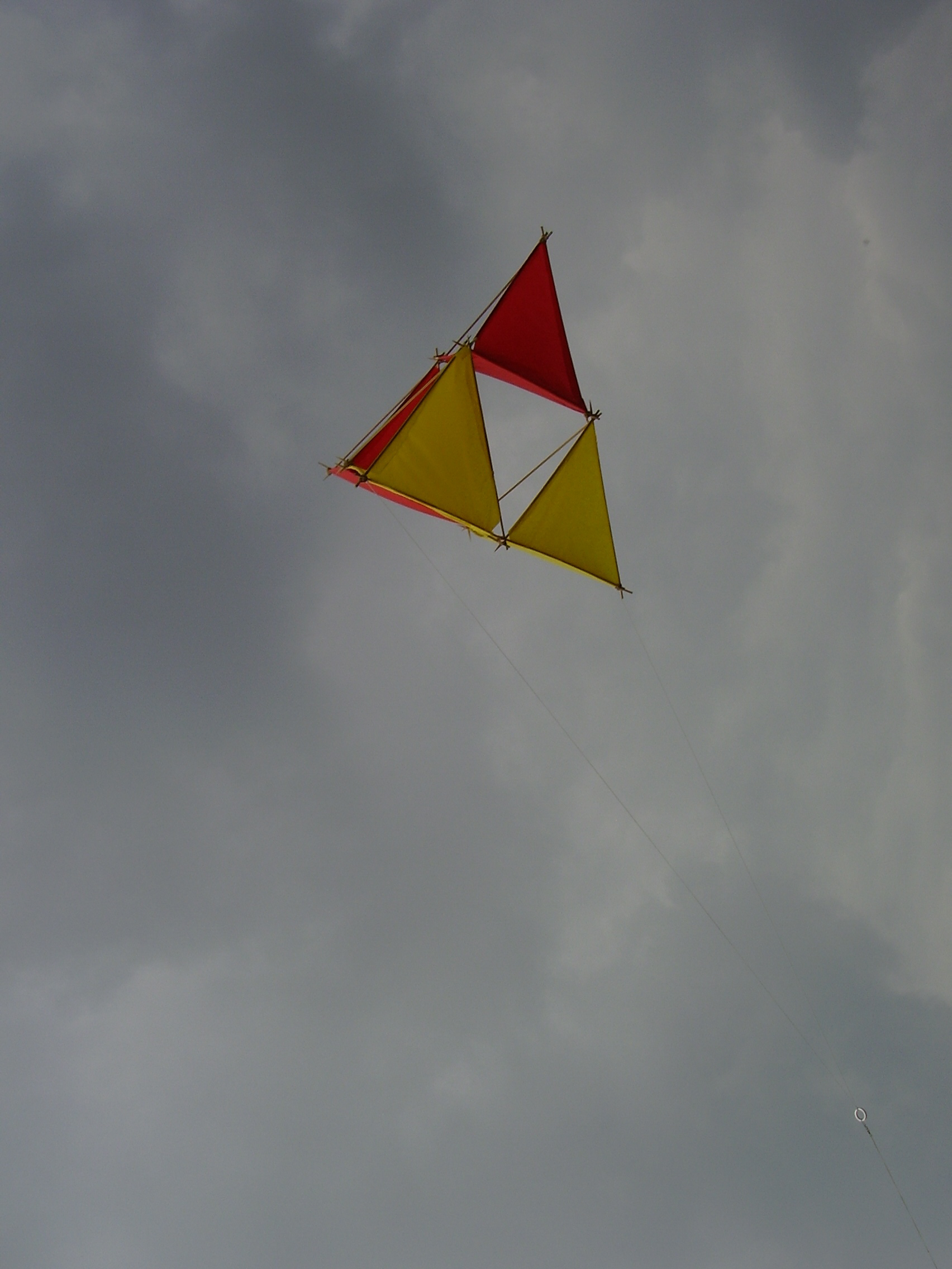 Papieren vlieger, paper kites, Drachen aus Papier, Cerf-Volants 